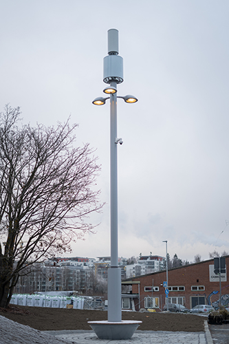 The smart pole ready for operation in Hiedanranta in Tampere.