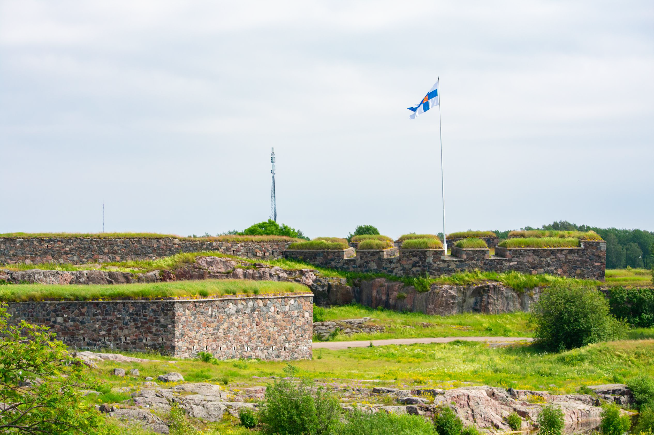 Orbis on toimittanut tiedonsiirron tuotteita jo vuosikymmenten ajan haastaviin viranomaisten tiedonsiirtoverkkoihin.